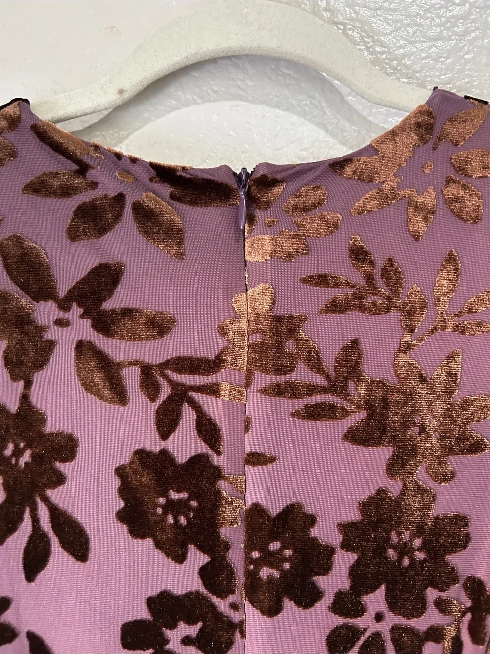 Taylor WomenPurple Floral Velvet Burnout Maxi Dress Sz 4 Romantic Whimsy TC0017 - Picture 9 of 9